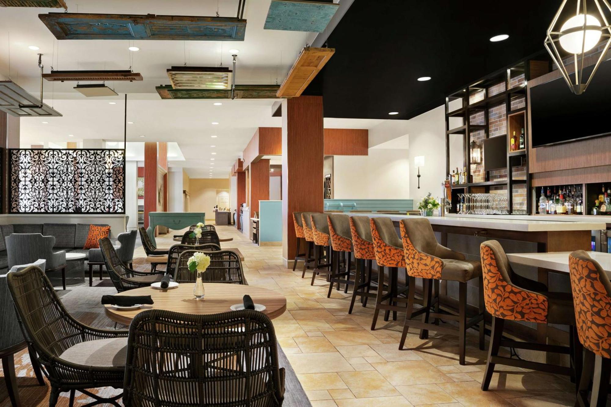 Hilton Garden Inn New Orleans Convention Center Eksteriør billede
