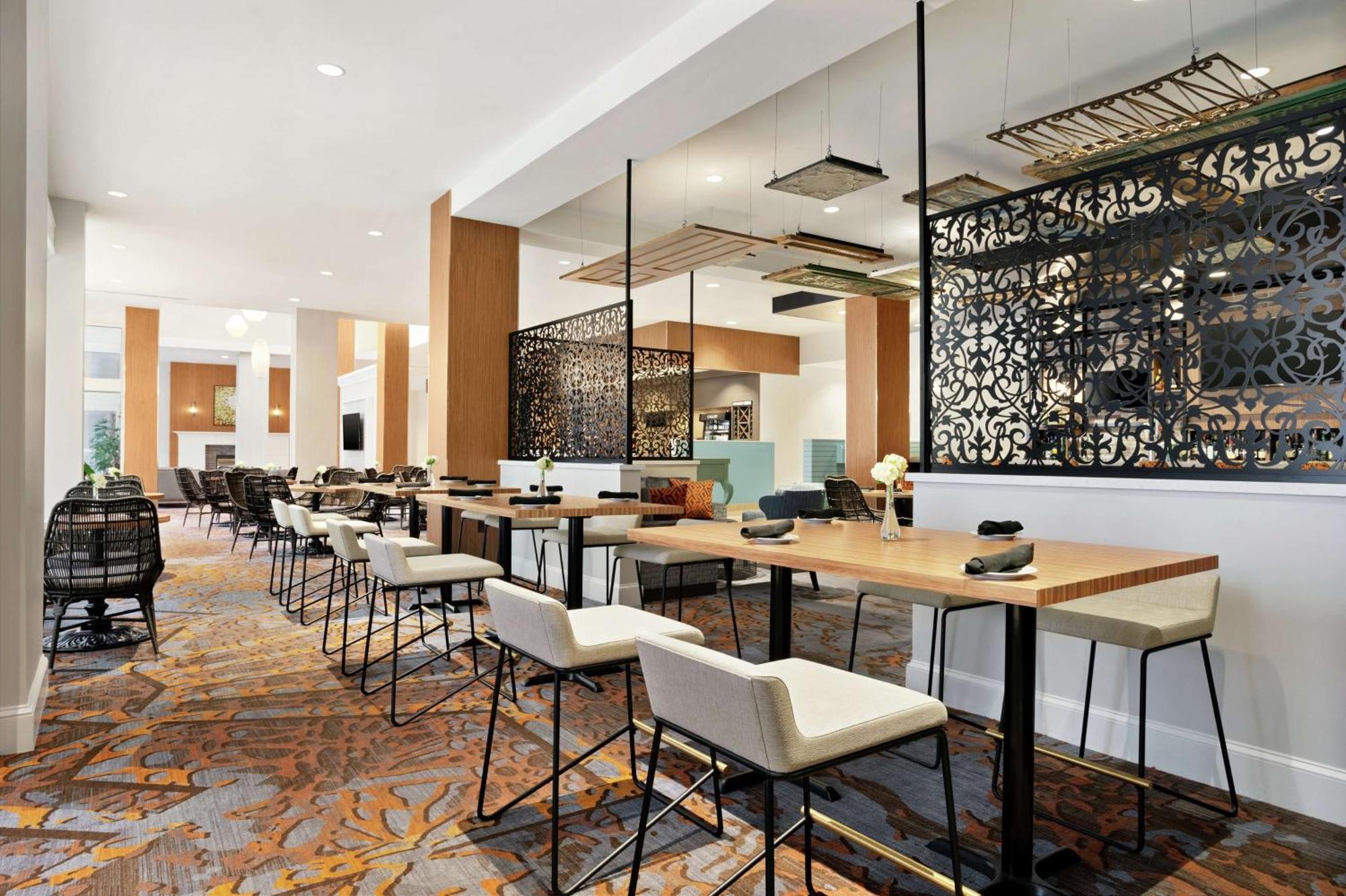 Hilton Garden Inn New Orleans Convention Center Eksteriør billede